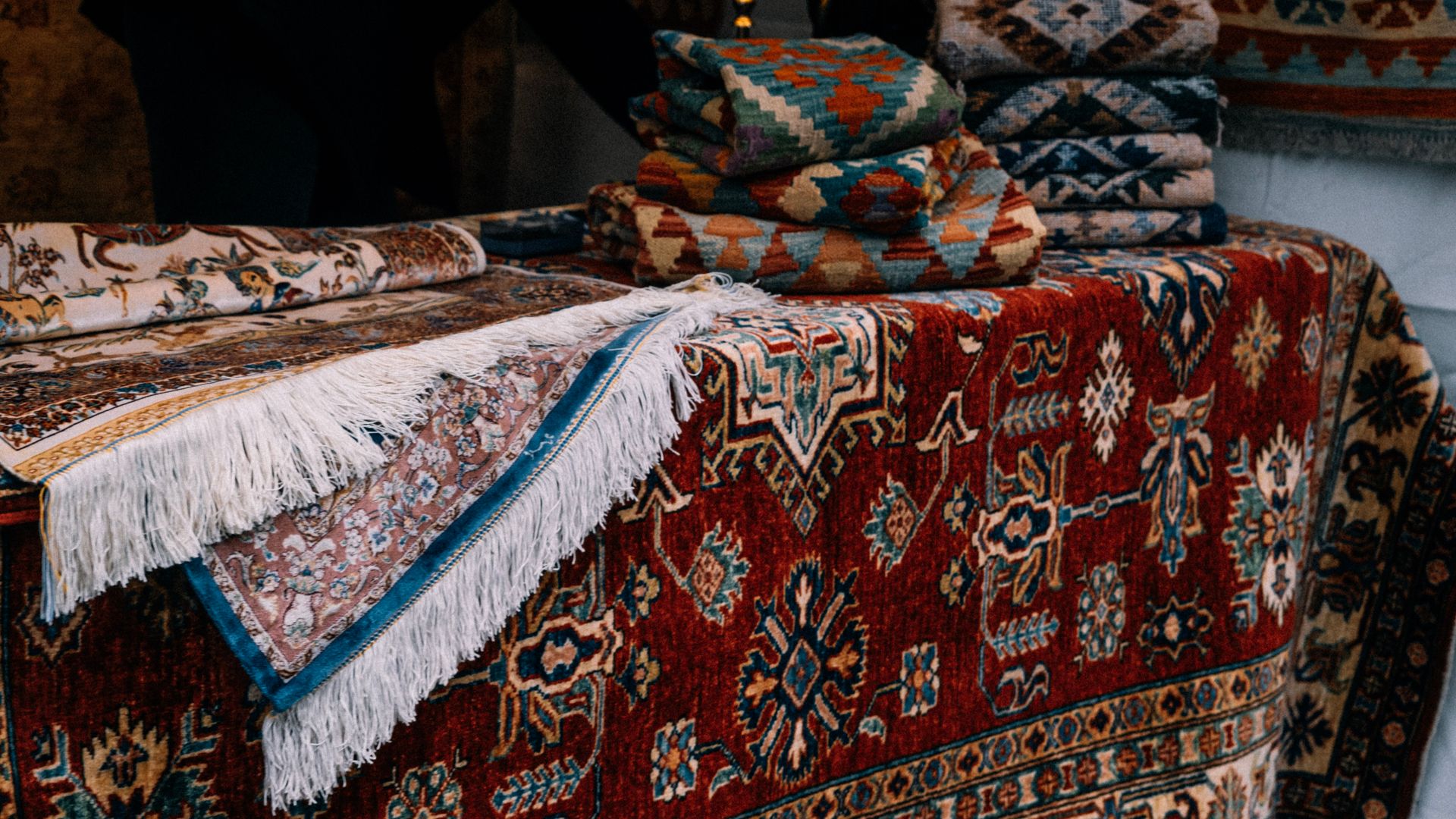  Can an Old Oriental Rug Be Restored? 